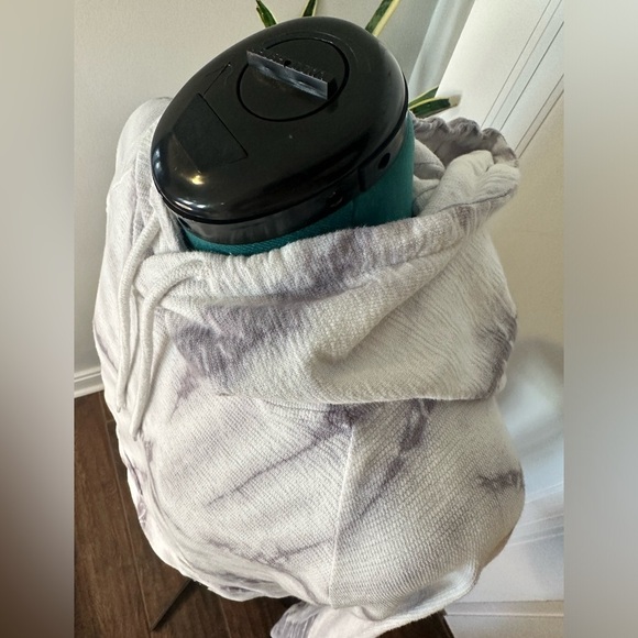 Tie Dye Cropped Hoodie Size M gray & white - Picture 6 of 10